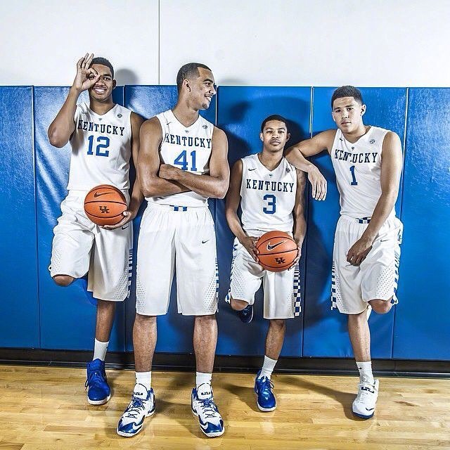 组透过角色 组透过角色