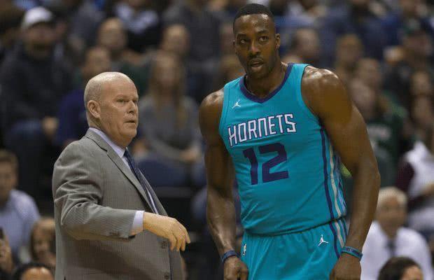 辽宁男篮大胜浙江王哲林状态火热